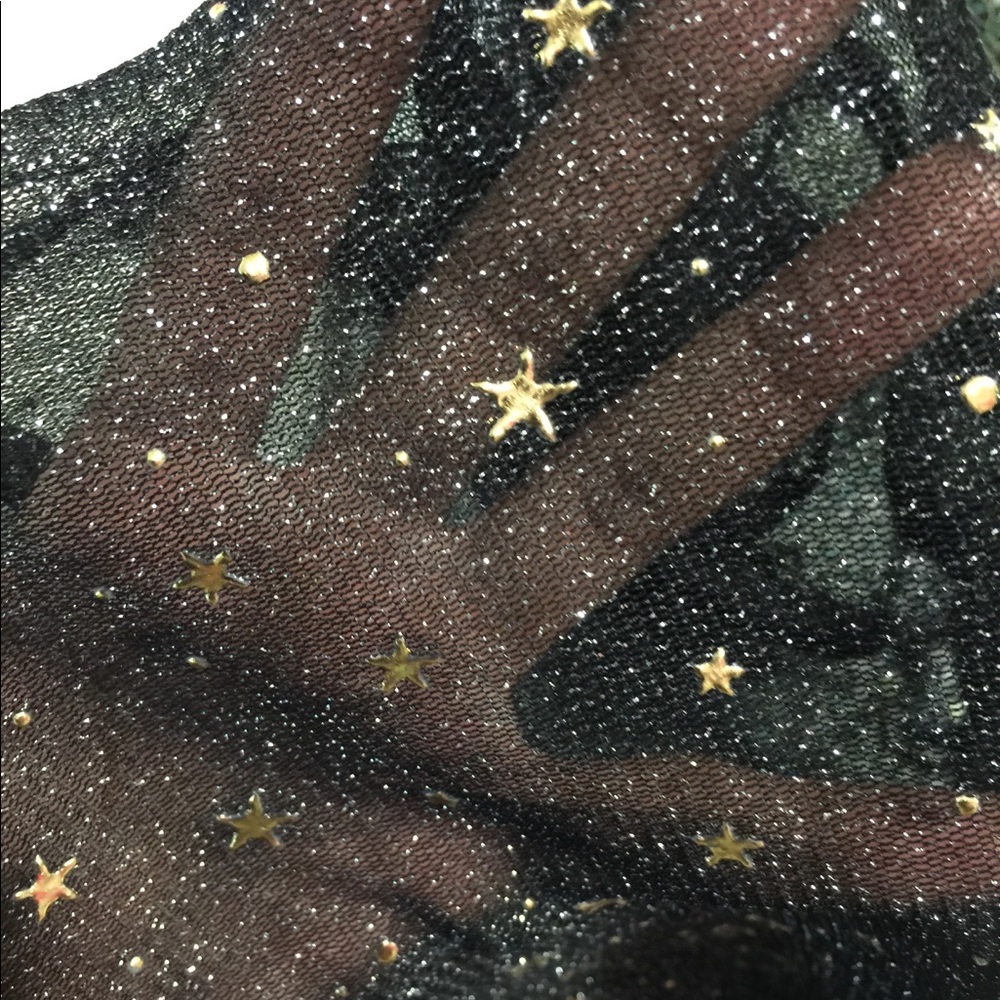 ✨Gold Star Mesh Top✨ - Picture 5 of 7